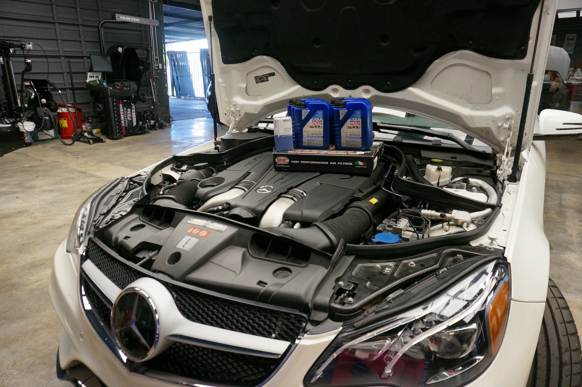 Car repair: Maintenance for Mercedes Benz